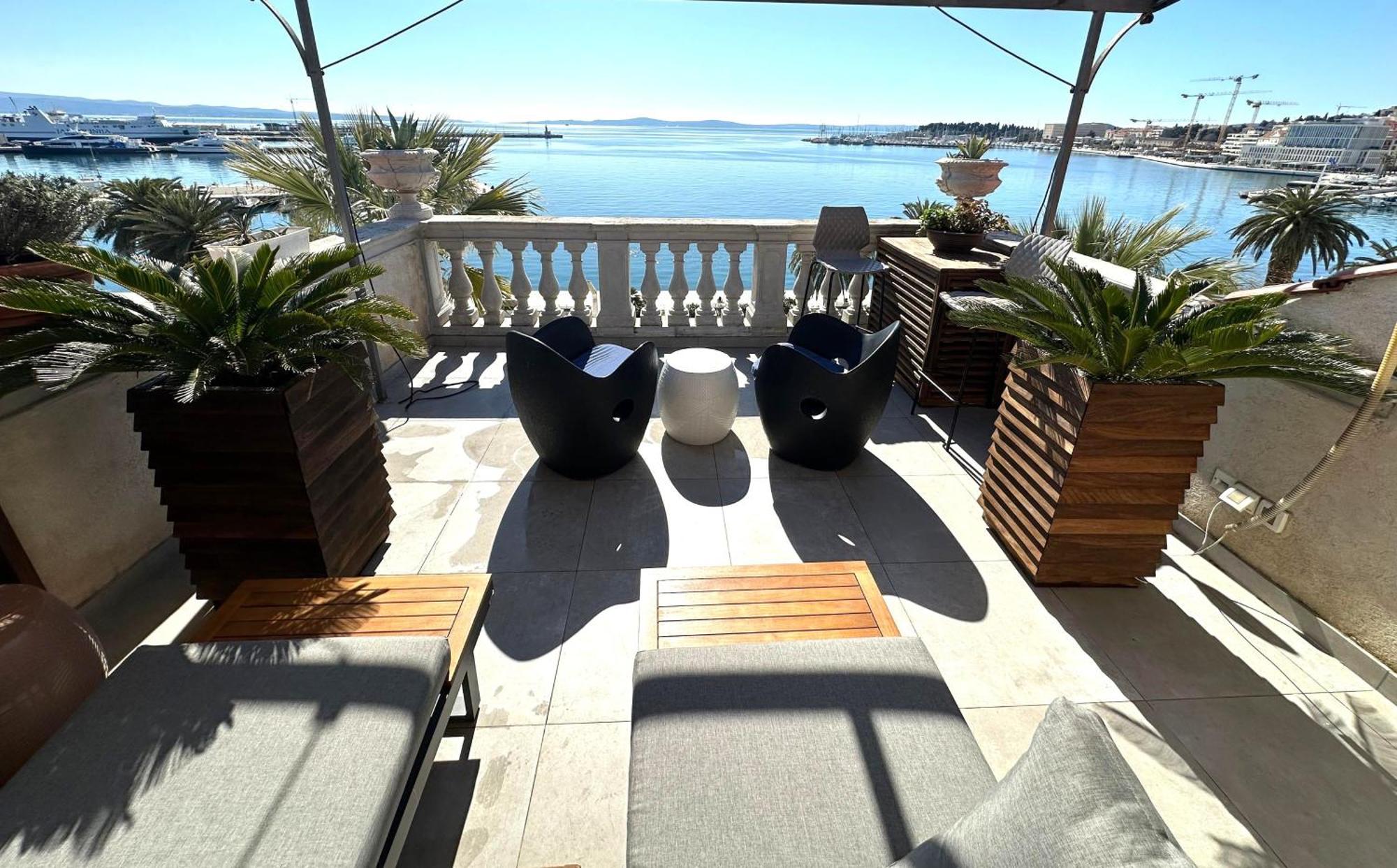 Riva Luxury Suites Сплит Екстериор снимка