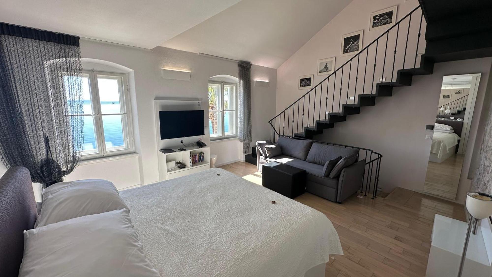 Riva Luxury Suites Сплит Екстериор снимка