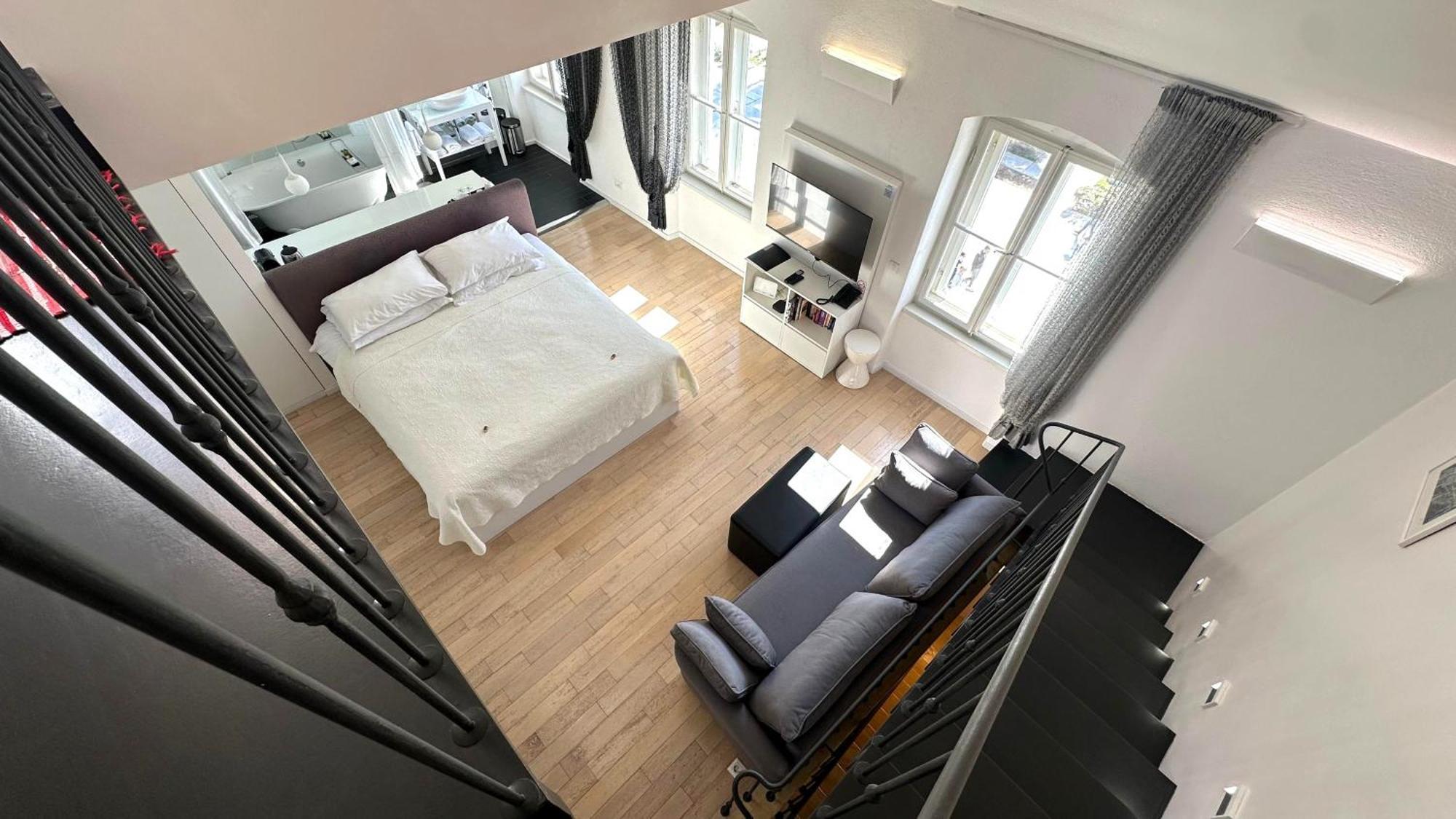 Riva Luxury Suites Сплит Екстериор снимка