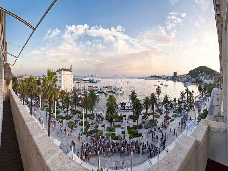 Riva Luxury Suites Сплит Екстериор снимка
