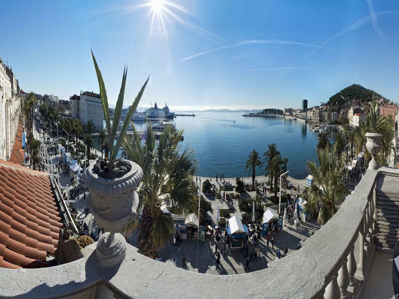 Riva Luxury Suites Сплит Екстериор снимка